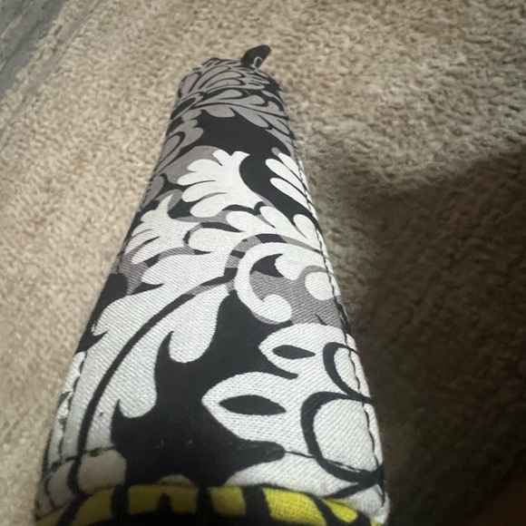 Vera Bradley Tech Organizer Case in "Baroque" Pattern Yellow And Black Zipper - Picture 2 of 7